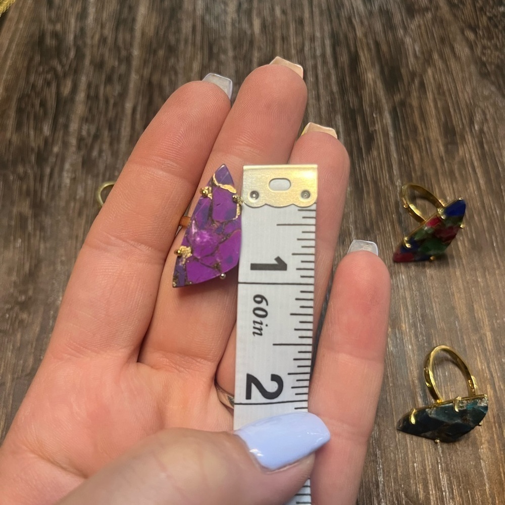 Emerald Jade Gold Ring - Picture 4 of 5